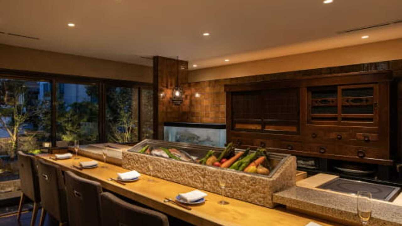 九州の旬 博多廊 本店の事業内容の写真3枚目