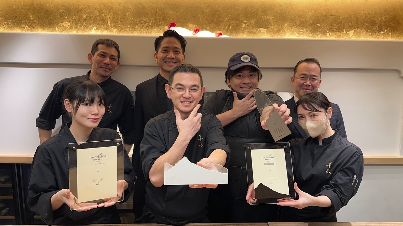 美会で働く人の写真1枚目