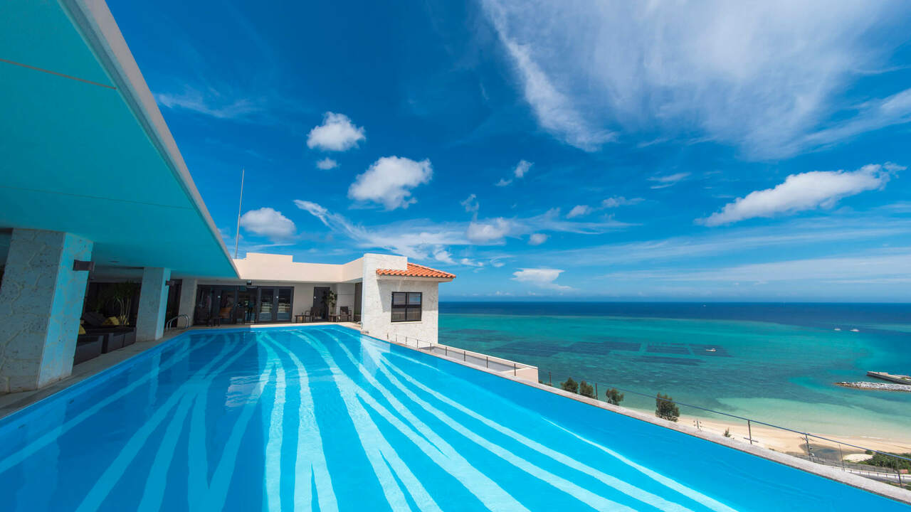 カフー リゾート フチャク コンド・ホテルで働く人の写真2枚目