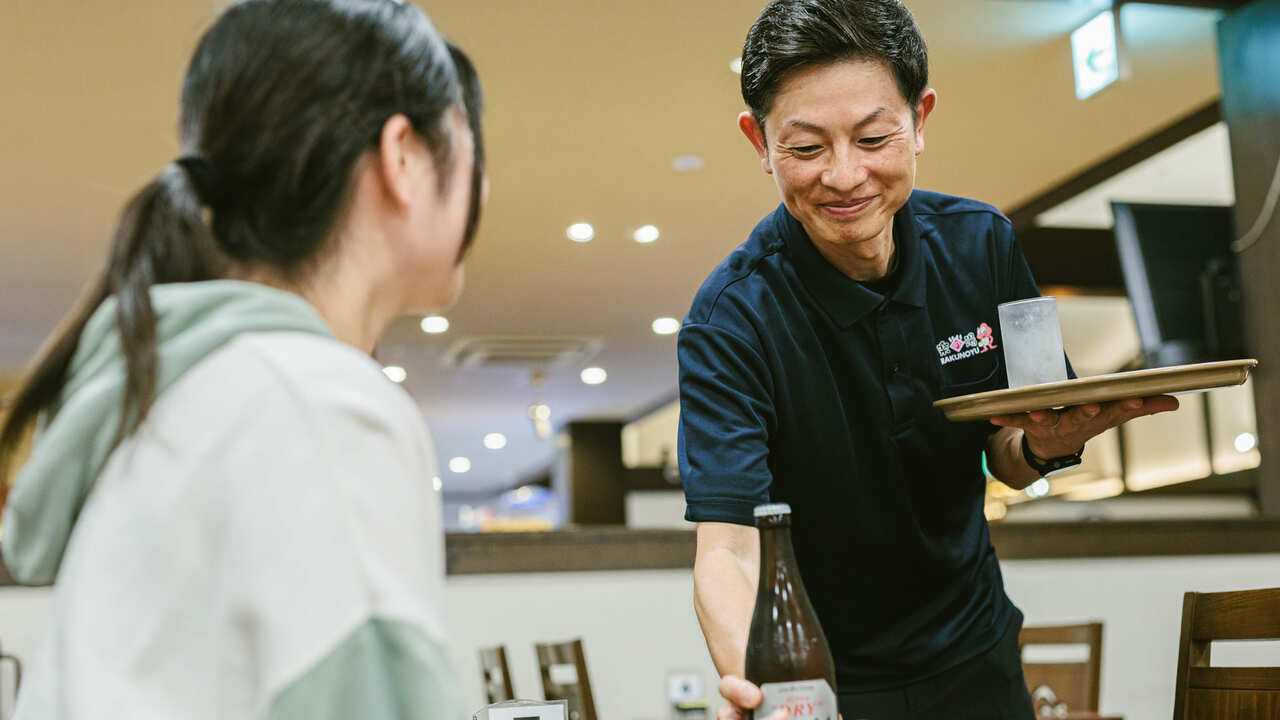 楽の湯で働く人の写真3枚目