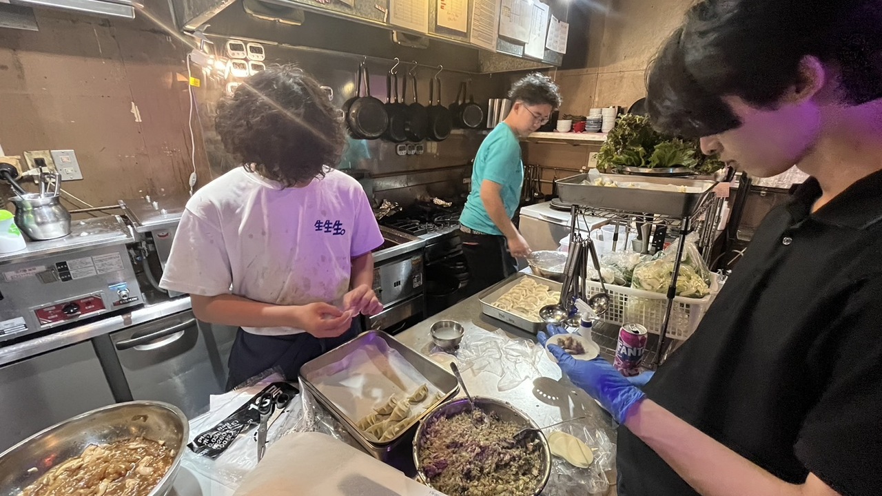 焼売酒場　つつみ　で働く人の写真2枚目