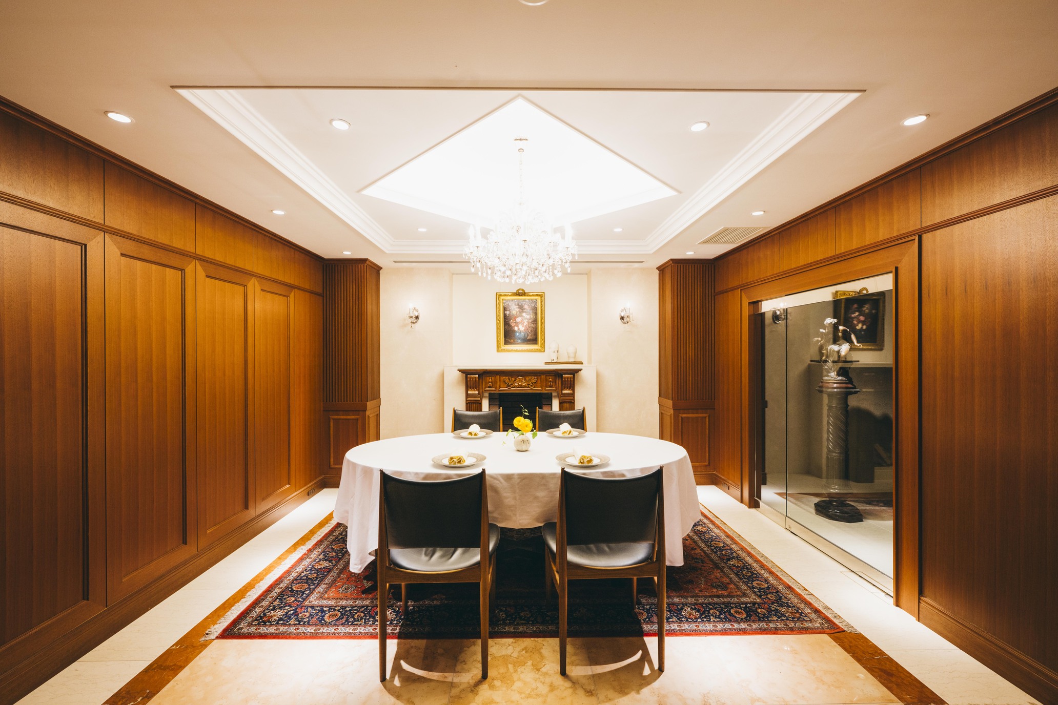 株式会社ひらまつ総合研究所-レストランひらまつ広尾 1枚目