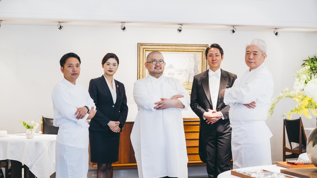 レストランひらまつ広尾で働く人の写真4枚目