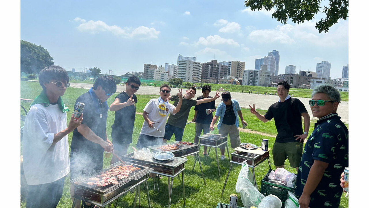精肉問屋 串の玄太丸で働く人の写真4枚目