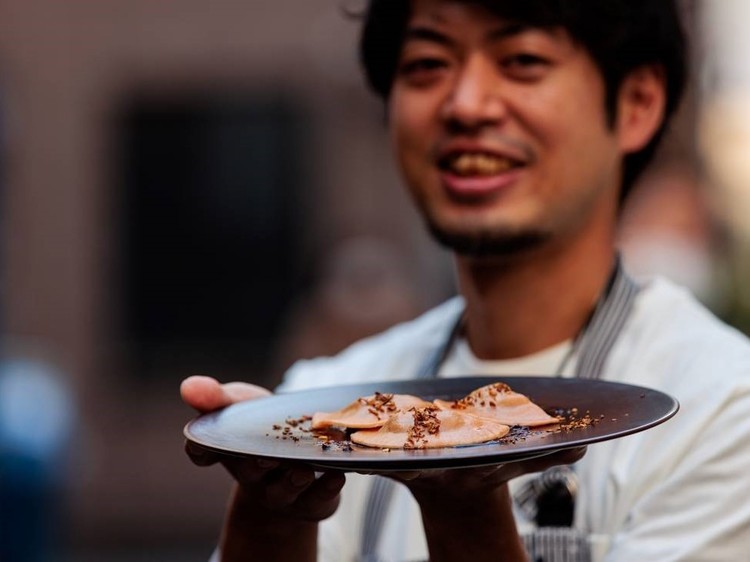 株式会社バルカンパニー-焼き鳥とワイン+あて寿司　3B 4枚目
