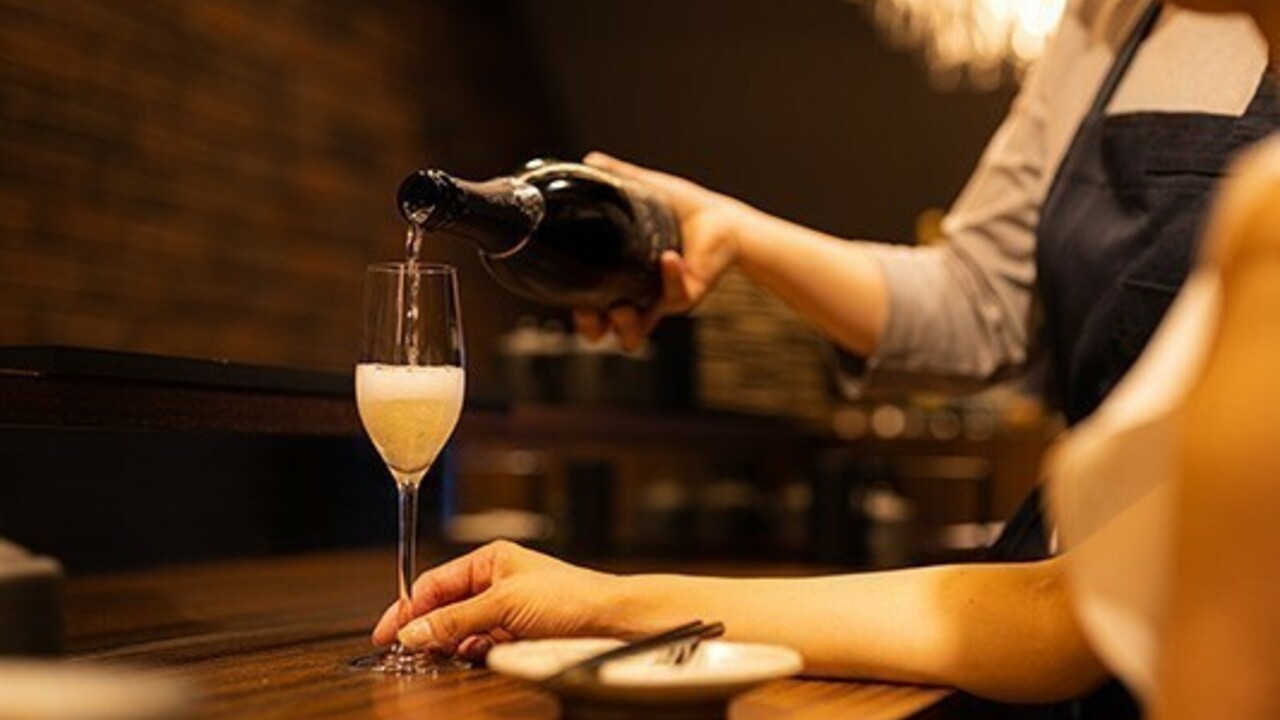 焼き鳥とワイン+あて寿司　3Bの事業内容の写真3枚目