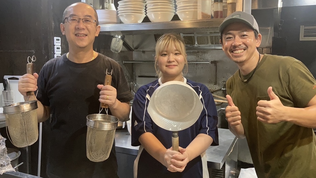 豚仙人で働く人の写真1枚目