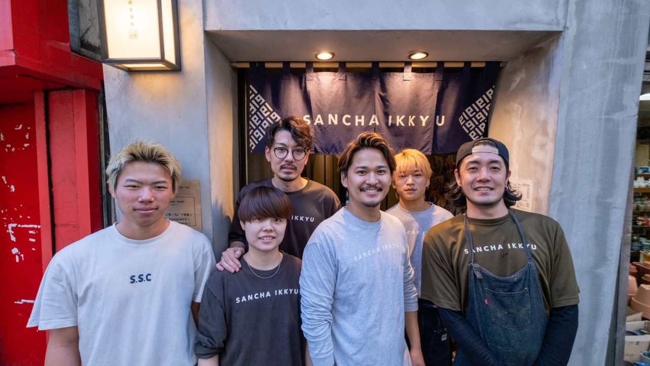 KARAOKE&DARTS BAR 1919で働く人の写真2枚目