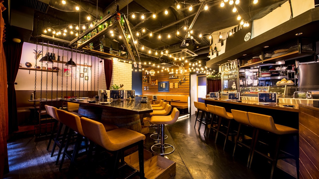 炭火焼とワインの酒場 VOLTA 北新地店の事業内容の写真1枚目