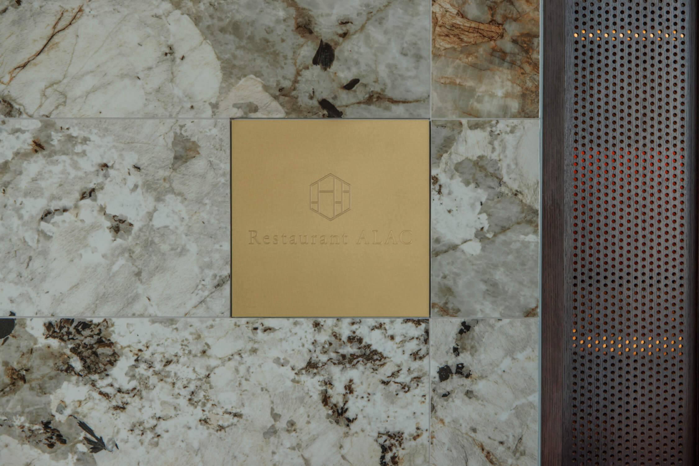 株式会社アラク-ATAGO HOTEL 1枚目