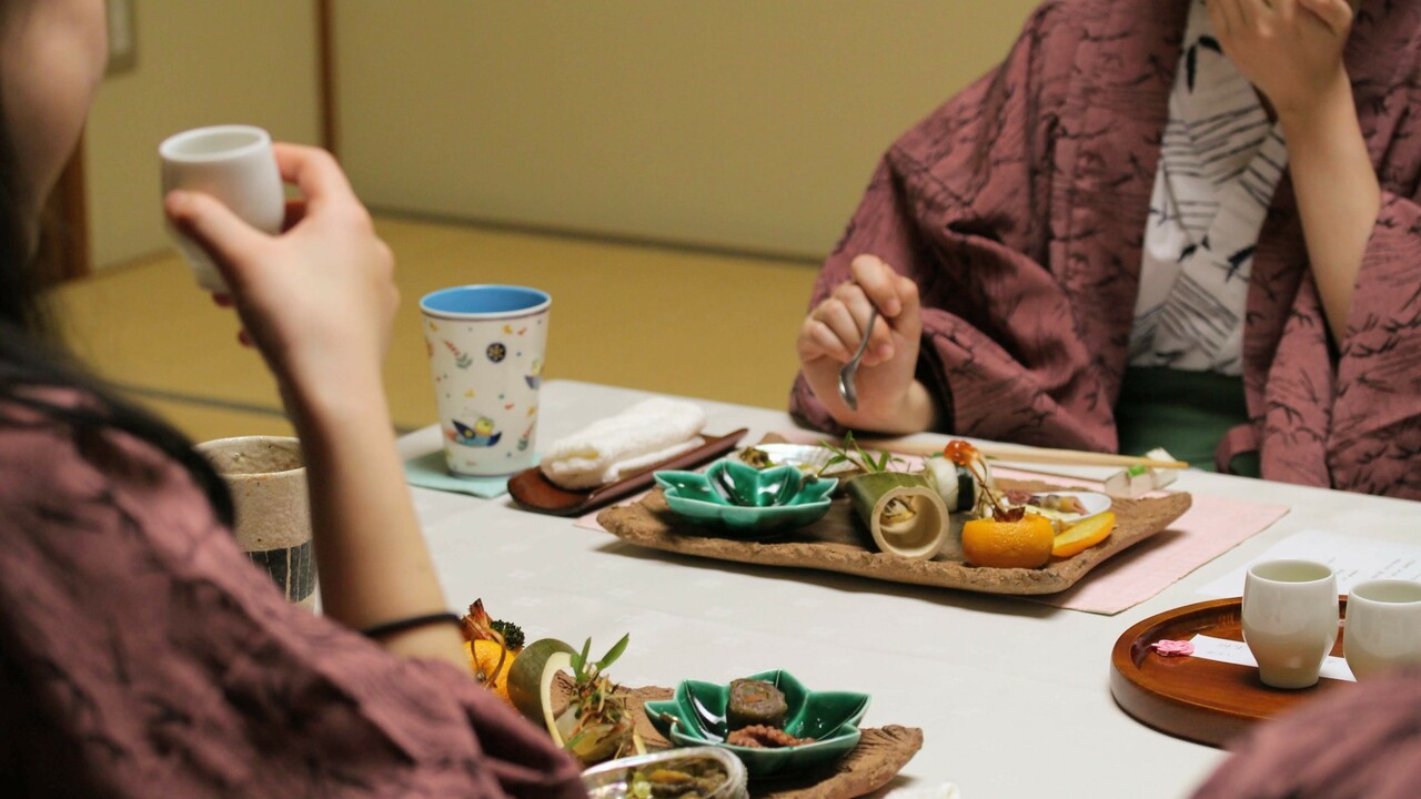 山神温泉湯乃元館で働く人の写真1枚目