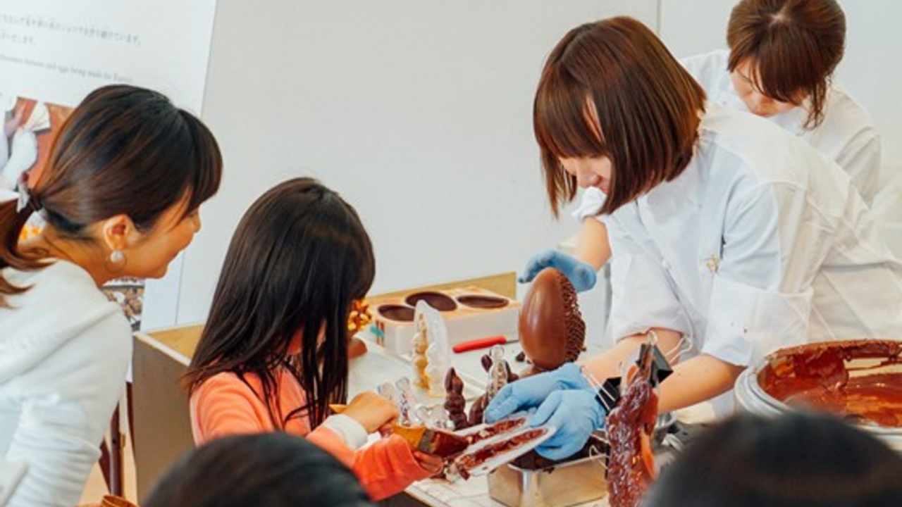 PIERRE HERMÉ PARISで働く人の写真1枚目
