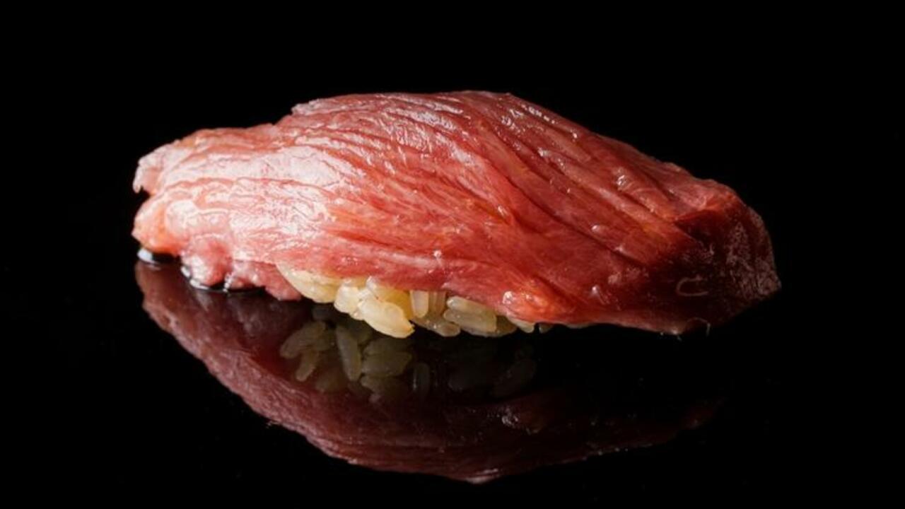 鮨 こう介で働く人の写真1枚目