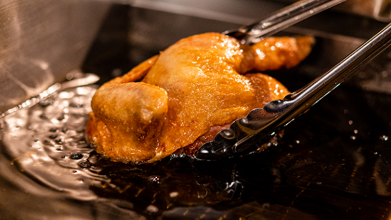 素揚げ酒場パリパリの事業内容の写真1枚目