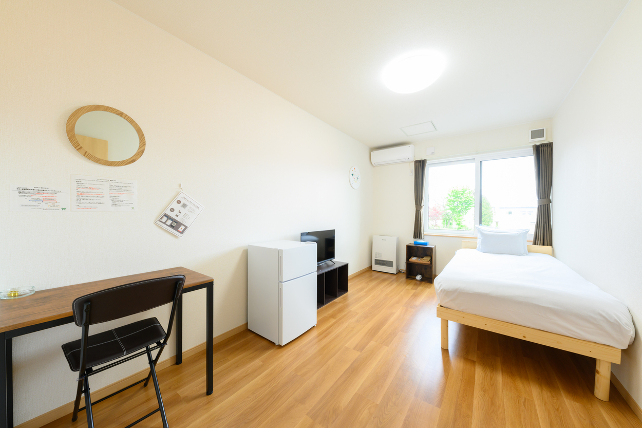 レッドホーストラスト株式会社-ワークマンハウス 1枚目