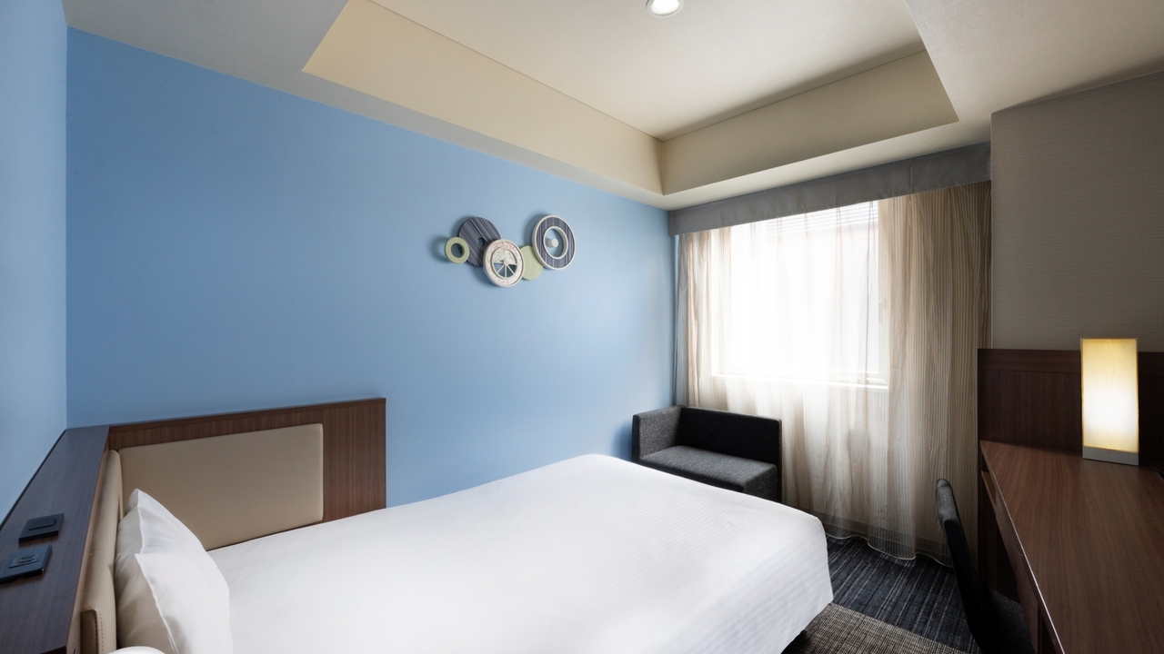 イビススタイルズ京都四条で働く人の写真1枚目