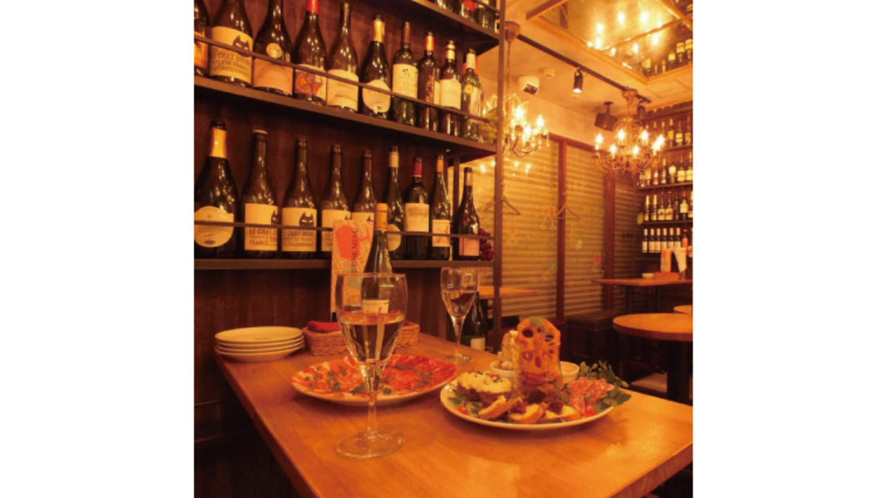 綾瀬ワインバル 八十郎商店の事業内容の写真2枚目