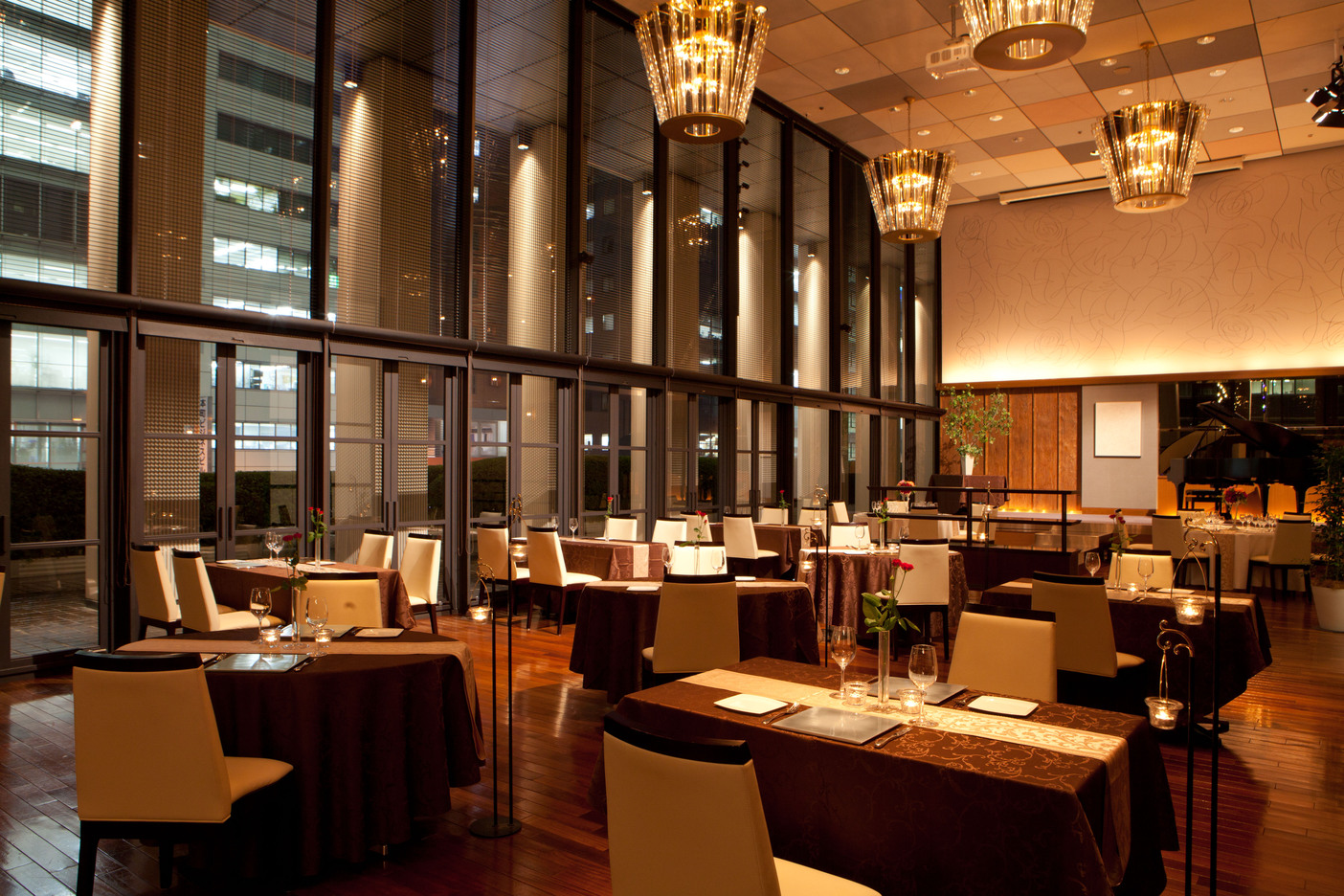 株式会社ベック-RESTAURANT mitte 1枚目