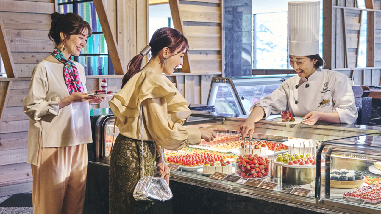 プリンスグランドリゾート軽井沢で働く人の写真1枚目