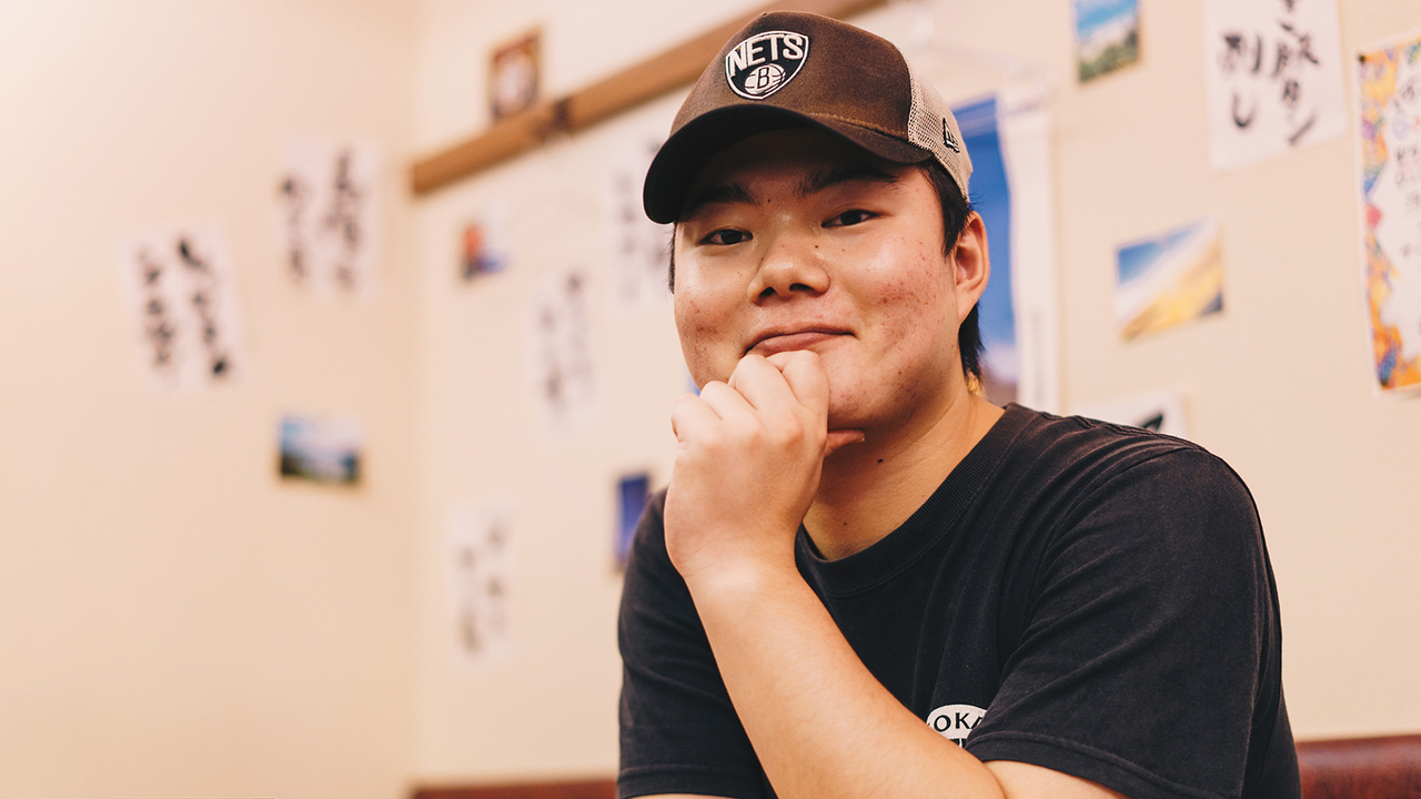 Asian Food & Bar BAGUS -バグース-で働く人の写真4枚目