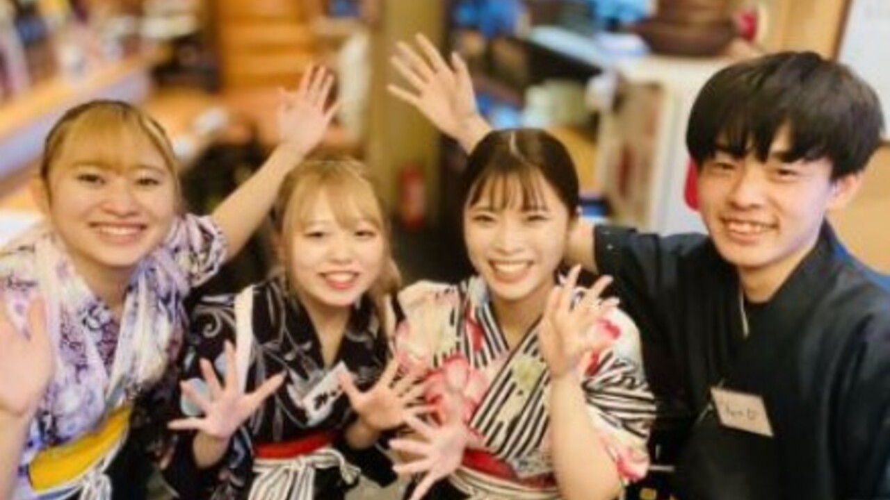 もつ焼き　白星で働く人の写真2枚目