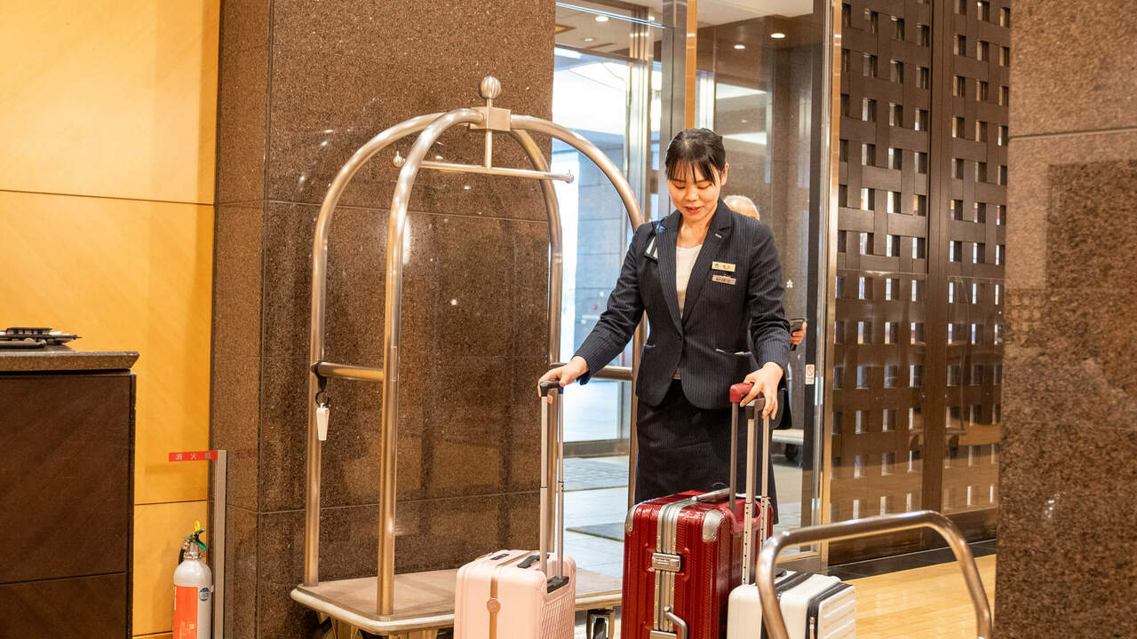 ホテル日航熊本で働く人の写真3枚目