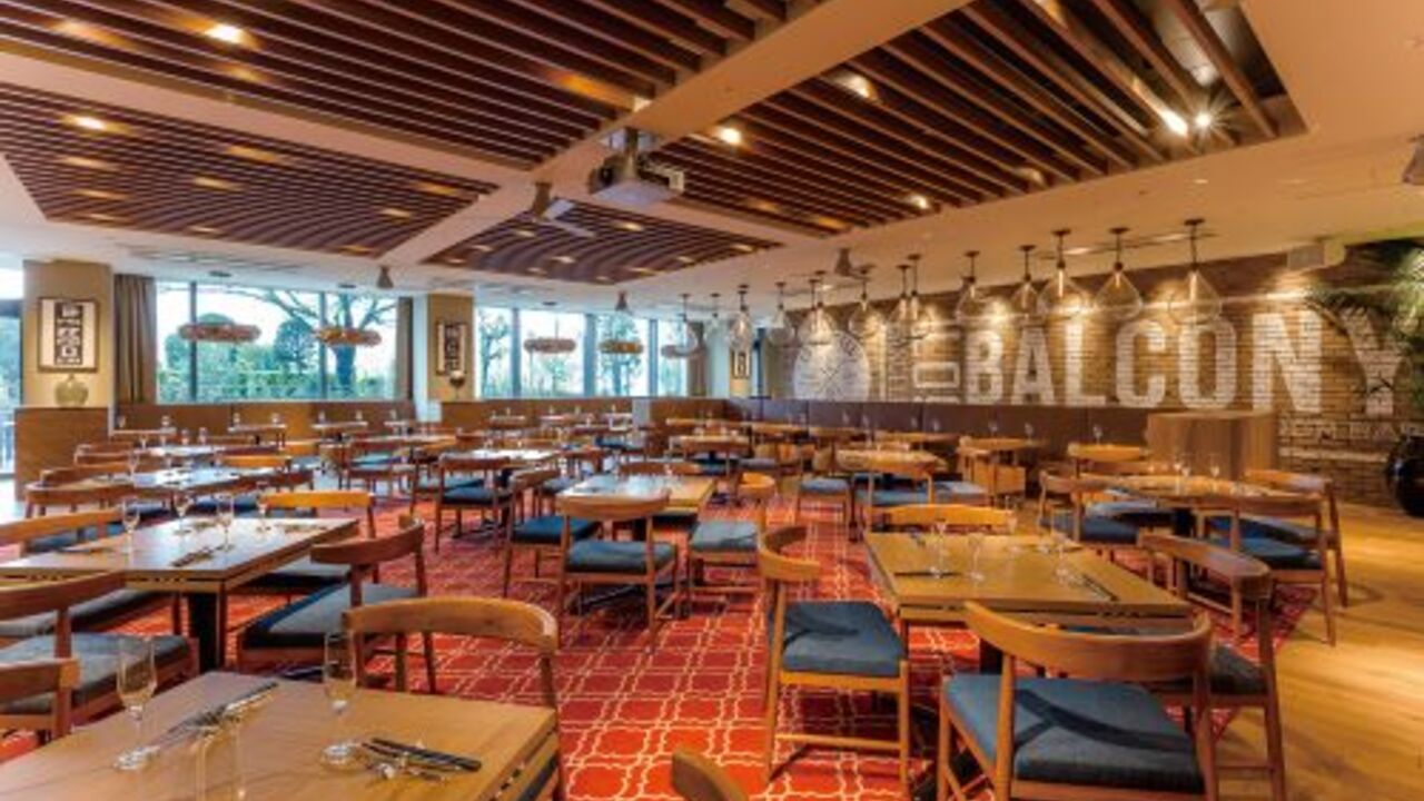 Los Angeles balcony Terrace Restaurant & Moon Barの事業内容の写真1枚目