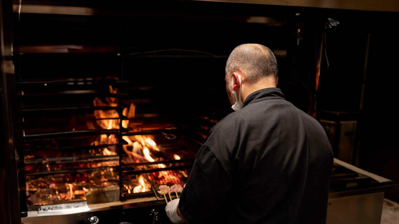 にくがとうで働く人の写真3枚目