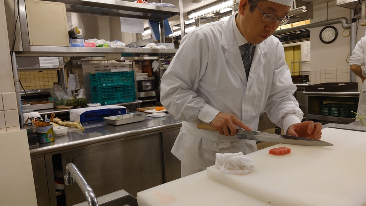 熱海 大観荘で働く人の写真1枚目