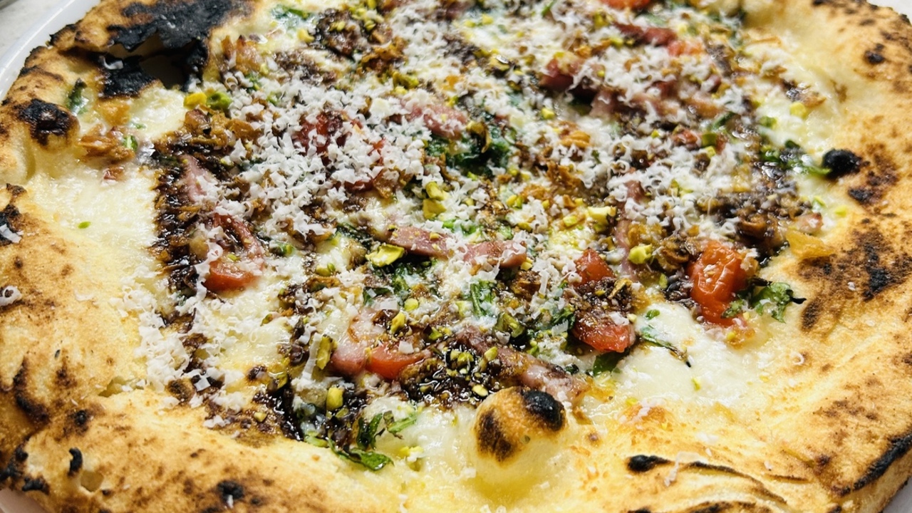 オステリア　ダ　タサキの事業内容の写真1枚目