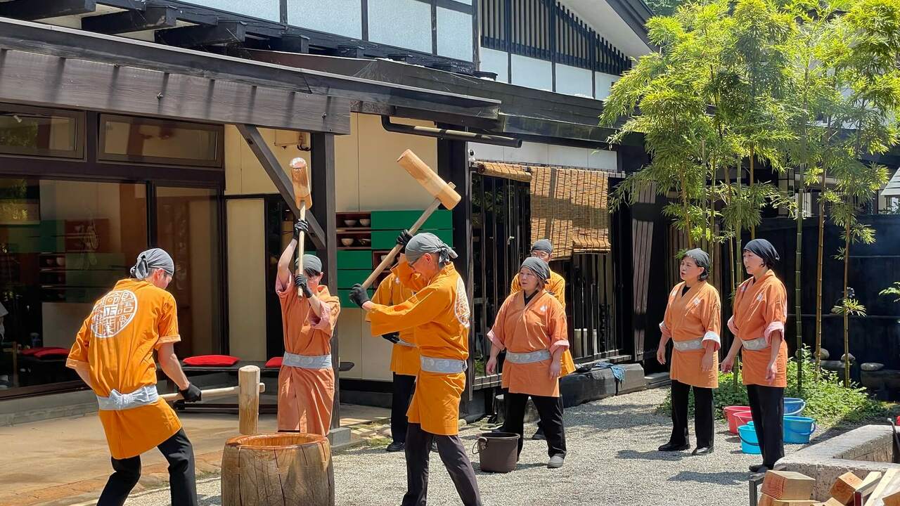 板室温泉 大黒屋で働く人の写真2枚目