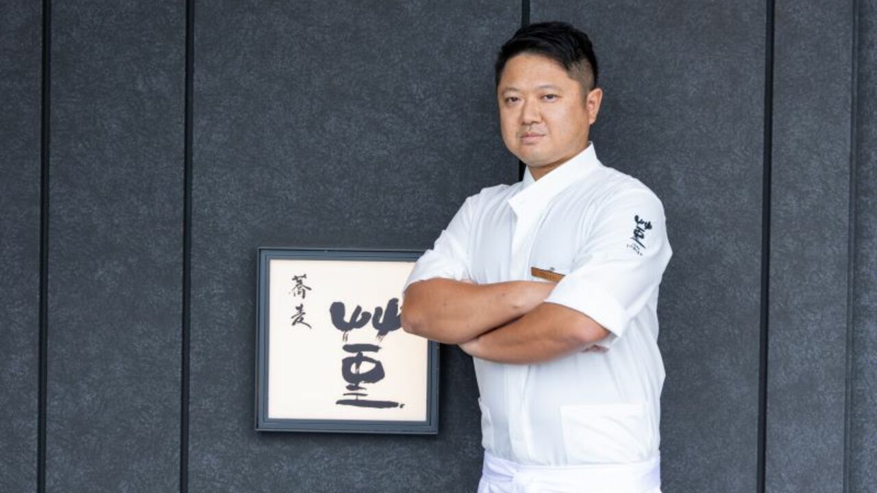 蕎麦　菫で働く人の写真2枚目