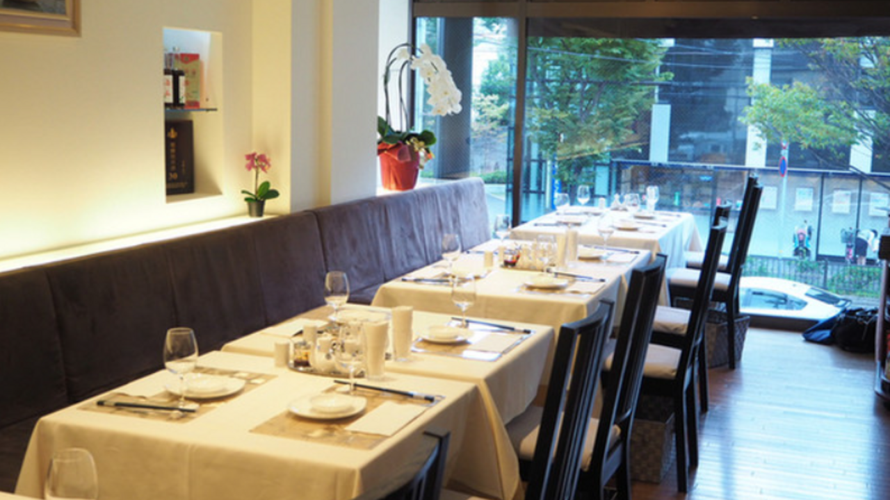 香港海鮮料理　四季の事業内容の写真1枚目