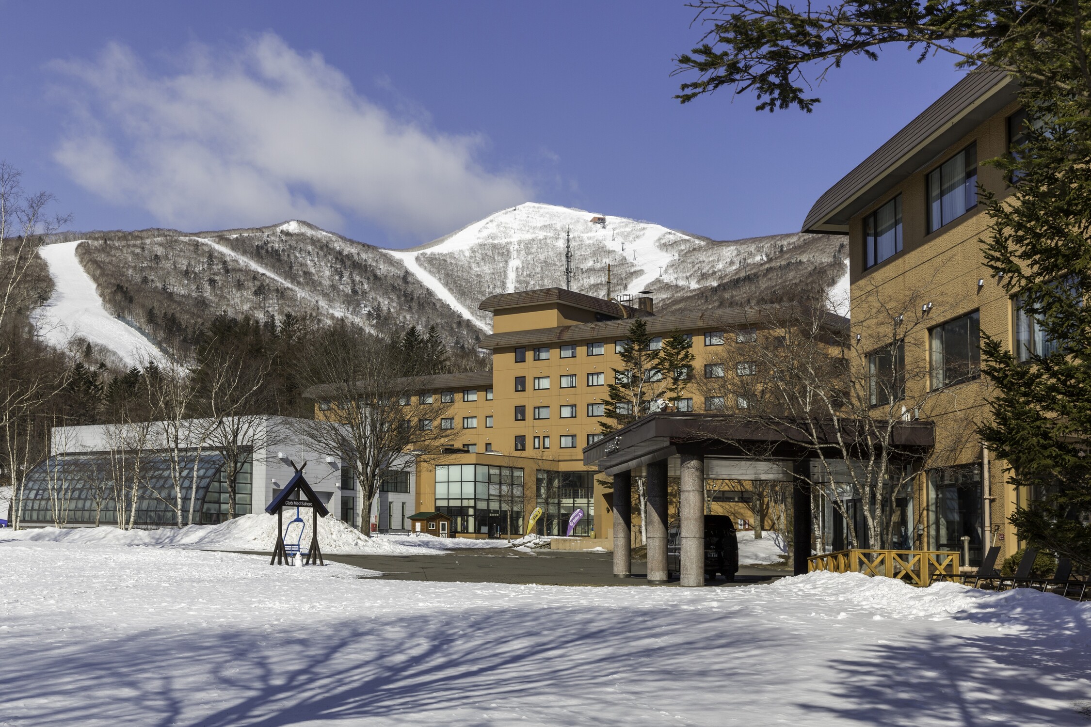 株式会社エス・シー・エム-クラブメッド 1枚目