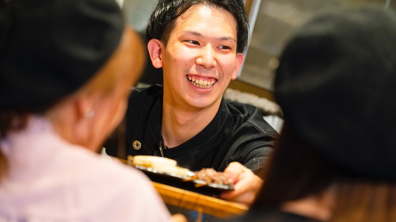 鉄板焼 鉄板創作串料理 鉄板神社で働く人の写真4枚目