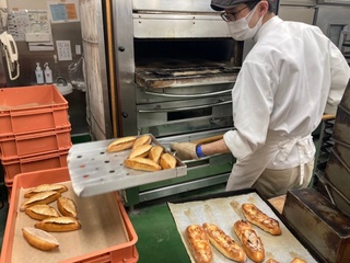 株式会社セントラルフルーツ-THE BREAD 1枚目