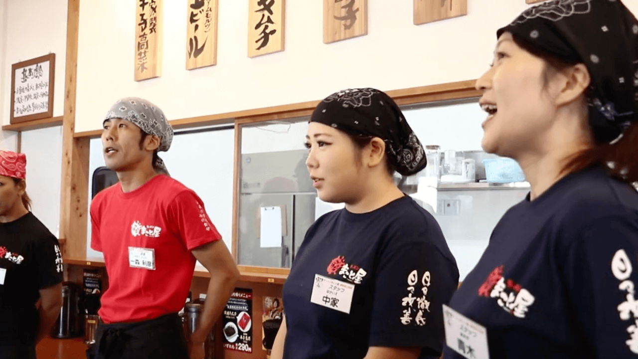 ラーメン まこと屋で働く人の写真1枚目