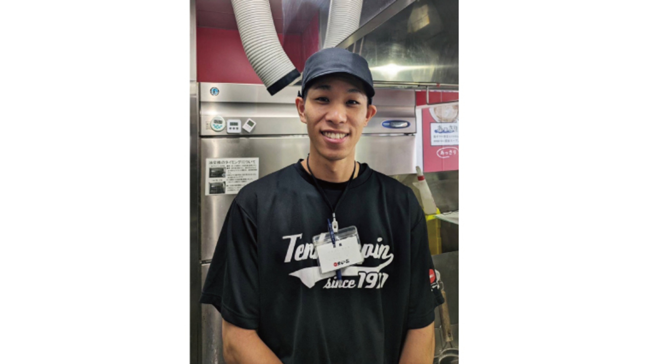 天下一品で働く人の写真1枚目