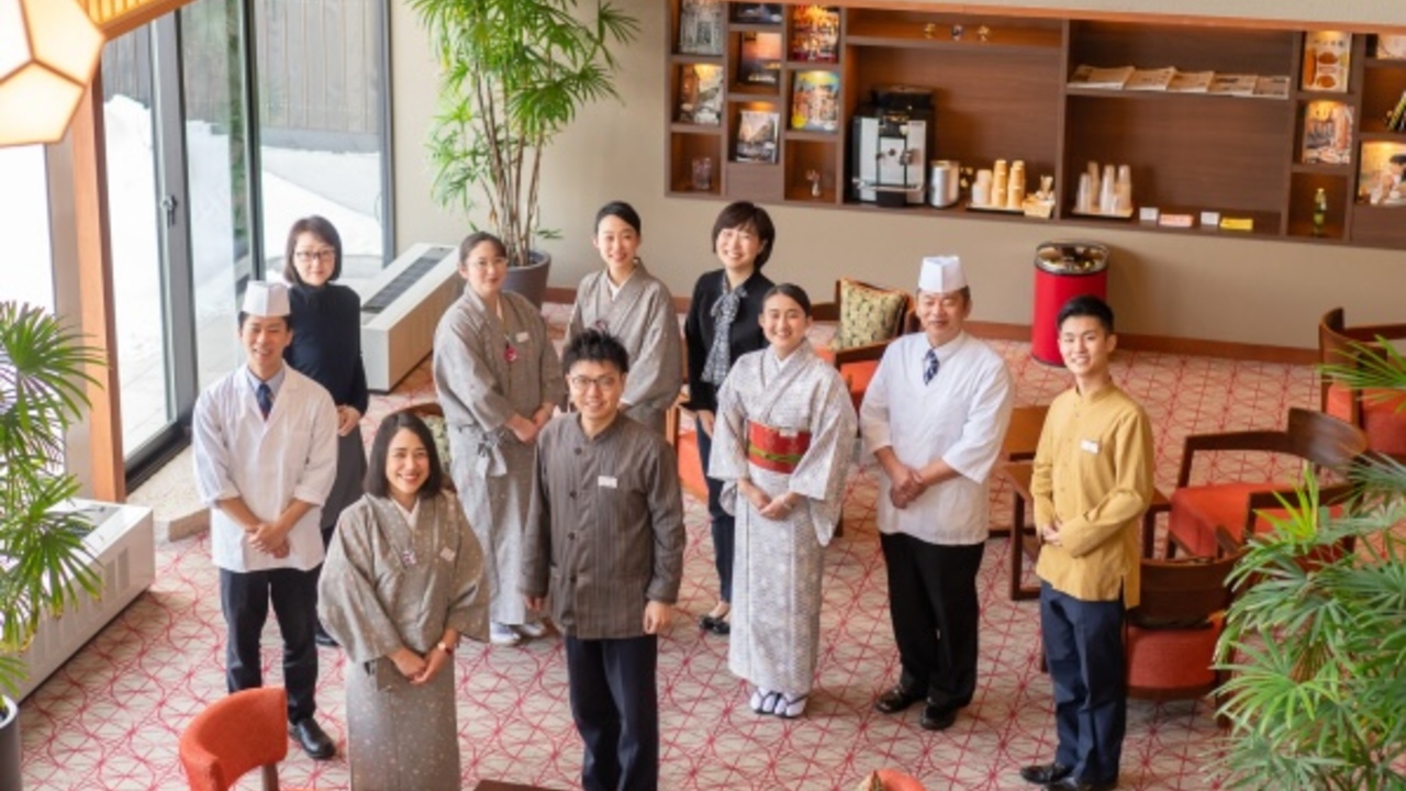 湯田中温泉 あぶらや燈千の事業内容の写真1枚目