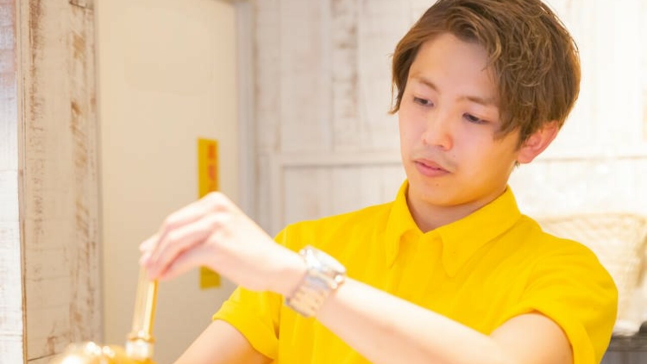 かぶらや総本家で働く人の写真1枚目