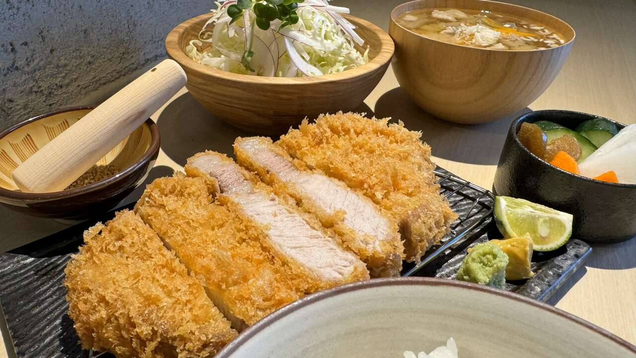 西神田とんかつ九六喜の事業内容の写真1枚目