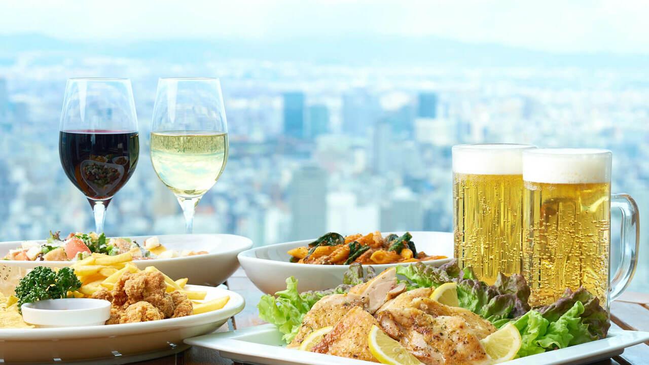 SKY GARDEN 300で働く人の写真1枚目