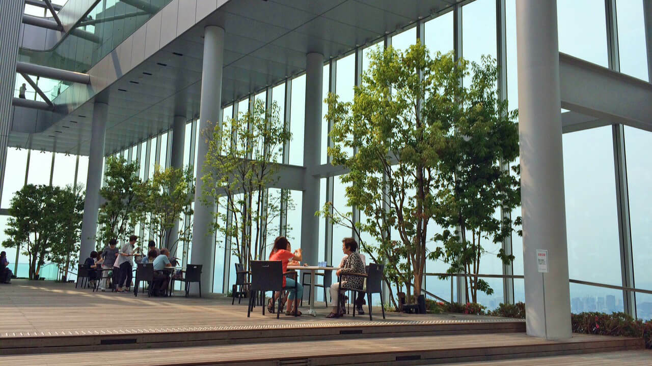 SKY GARDEN 300で働く人の写真2枚目