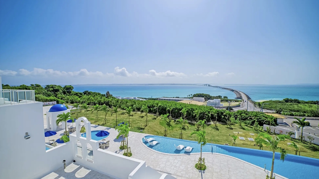 SANTORINI HOTEL & VILLAS MIYAKOJIMAの事業内容の写真2枚目