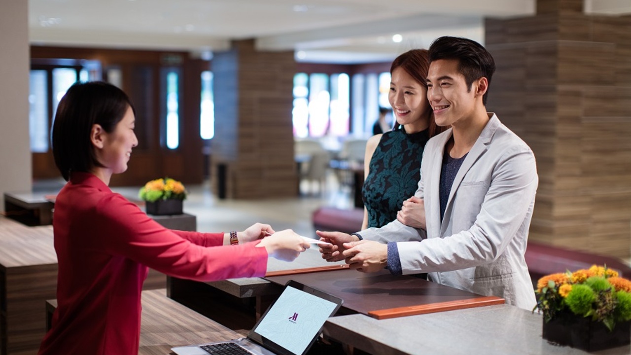 イラフSUIラグジュアリーコレクションホテル沖縄宮古で働く人の写真4枚目