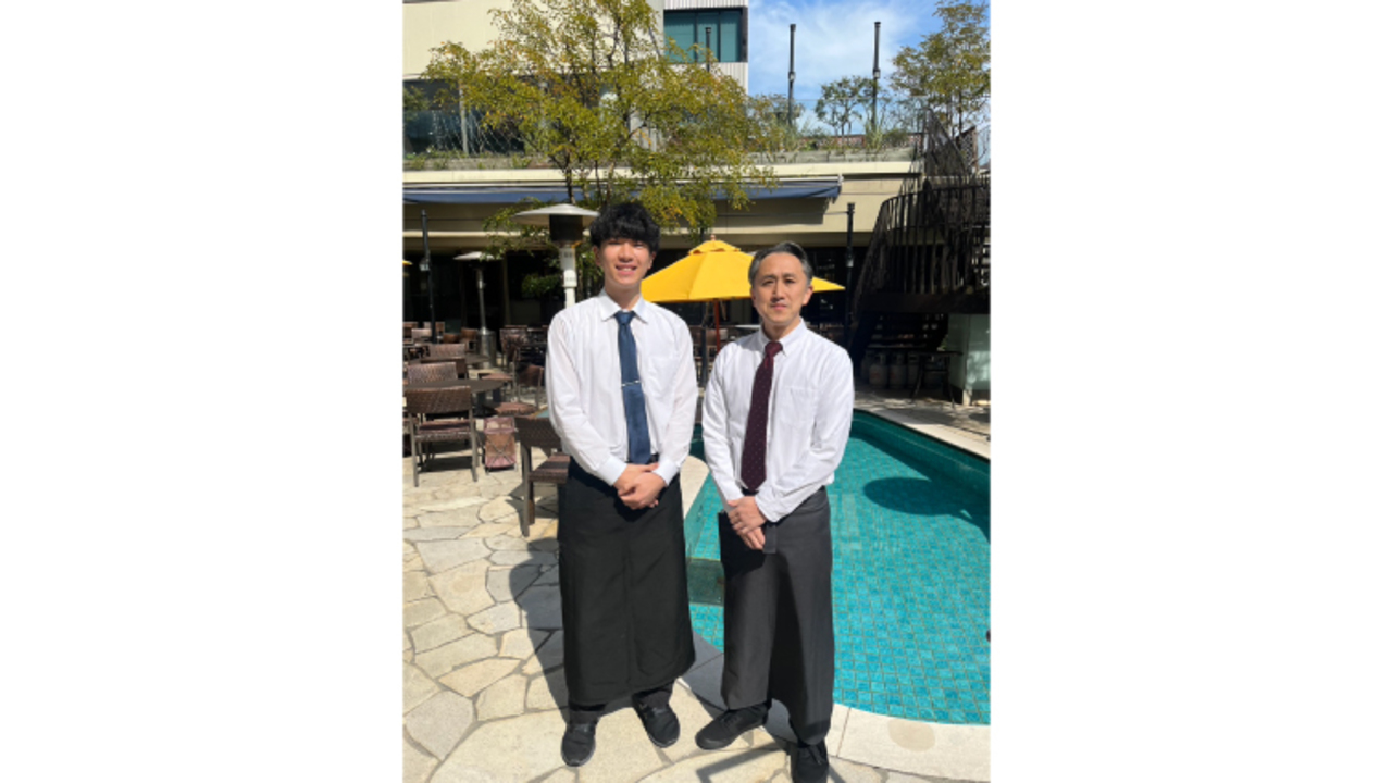 347 Cafe&Loungeで働く人の写真2枚目