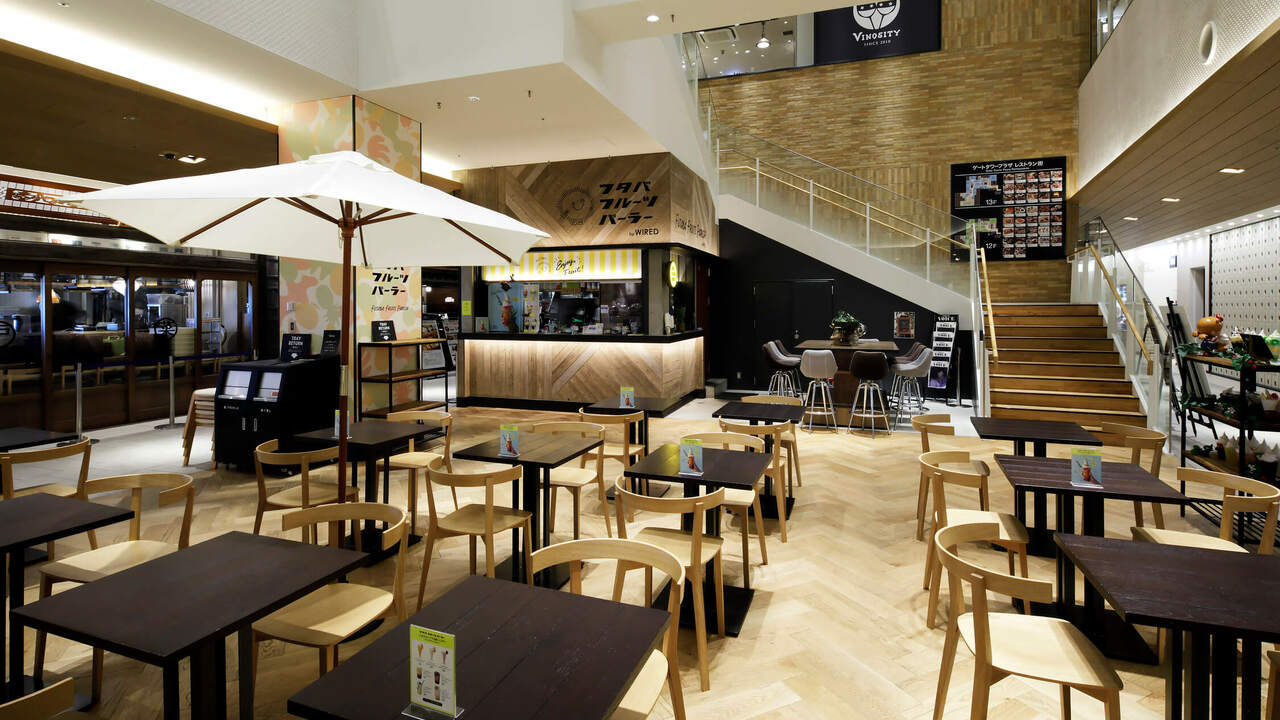 フタバフルーツパーラーで働く人の写真2枚目