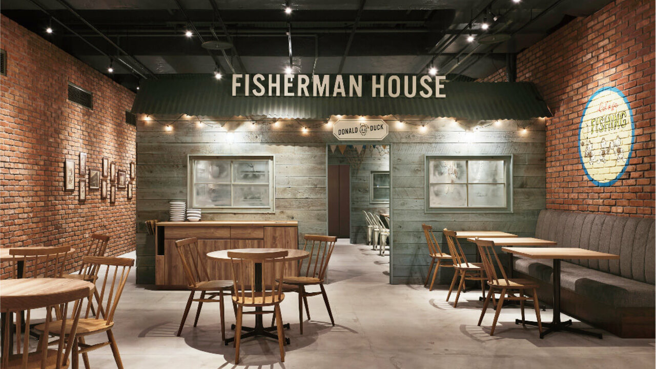 Disney HARVEST MARKET By CAFE COMPANYで働く人の写真2枚目