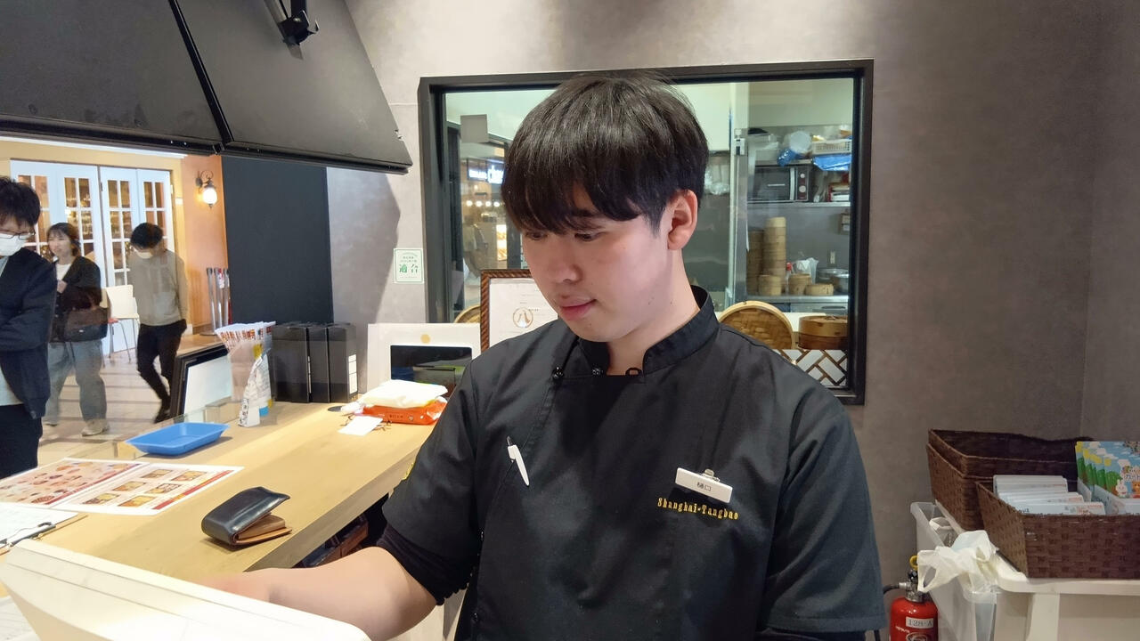 上海湯包小館で働く人の写真3枚目