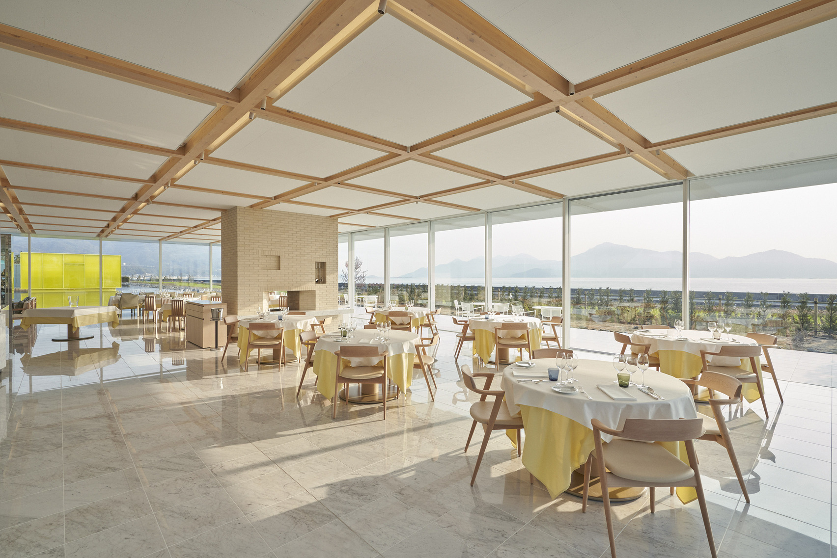 Shimose A&R 株式会社-SIMOSE ART GARDEN VILLA 1枚目